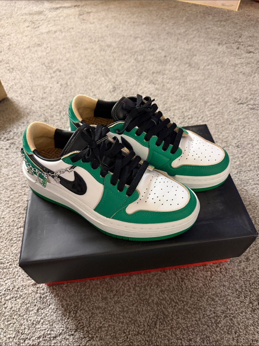 Women's air Jordan elevate lucky green